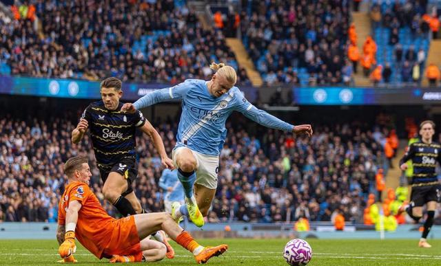 九游体育下载曼城迎英超关键赛；冲刺阶段单刀错失；震撼外界；赛程密集仍需轮换的简单介绍