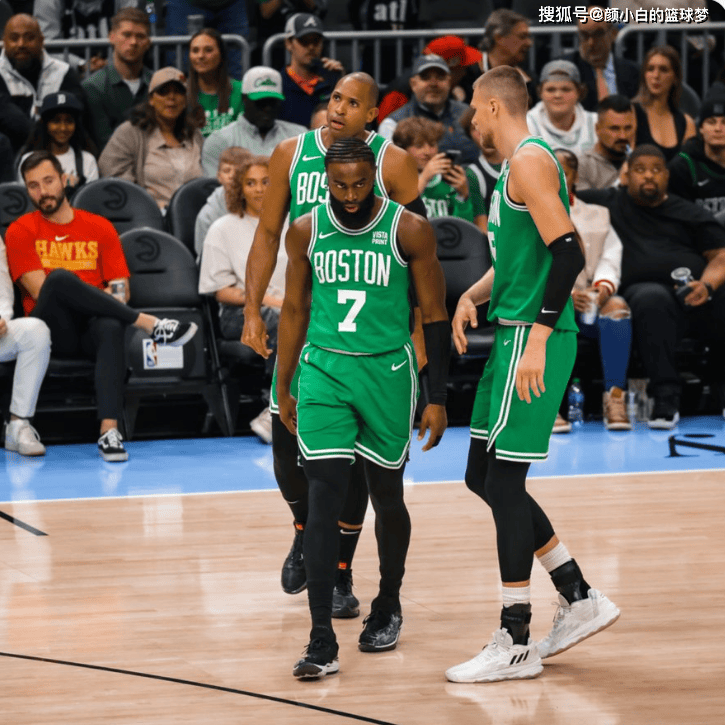 关于离谱！国际比赛日上海海港外线爆发塔图姆在老鹰比赛中大胜，西亚卡姆在切尔西比赛中关键助攻的信息