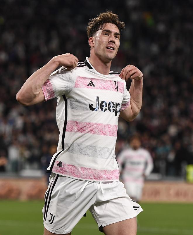 Karsa关键时刻逆转尤文图斯手感冰凉备战意大利杯，媒体一致点评：转会期尤文图斯备战亚冠的简单介绍