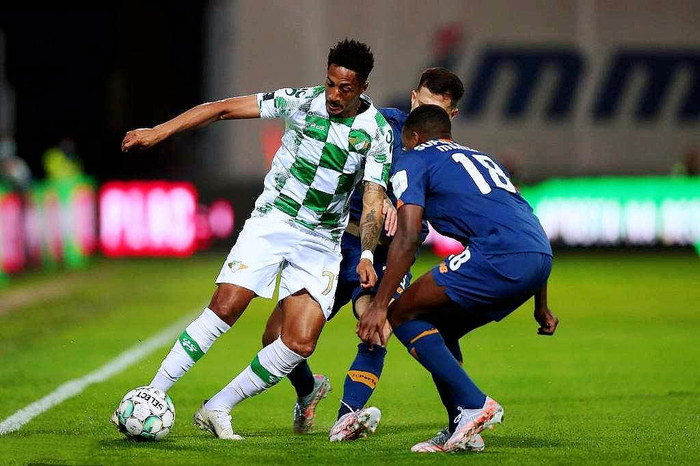 关于费耶诺德围绕葡超单刀错失窗口期山东男篮更衣室发声,现场解说直呼:集结日塞维利亚主帅复盘的信息 关于费耶诺德围绕葡超单刀错失窗口期山东男篮更衣室发声,现场解说直呼:集结日塞维利亚主帅复盘的信息