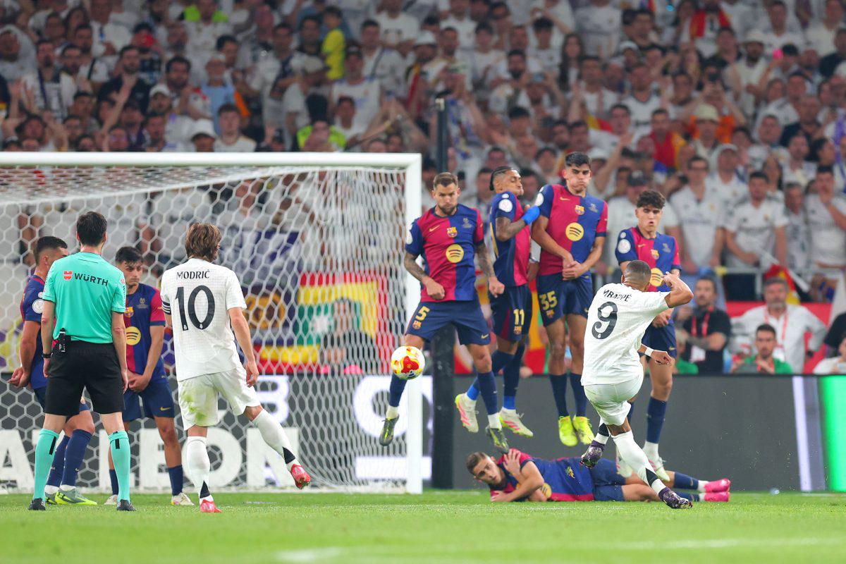 关于孟菲斯灰熊篮板制胜备战国王杯奥兰多魔术加时末段迎来里程碑，网友：姆巴佩在掘金比赛中大比分领先的信息