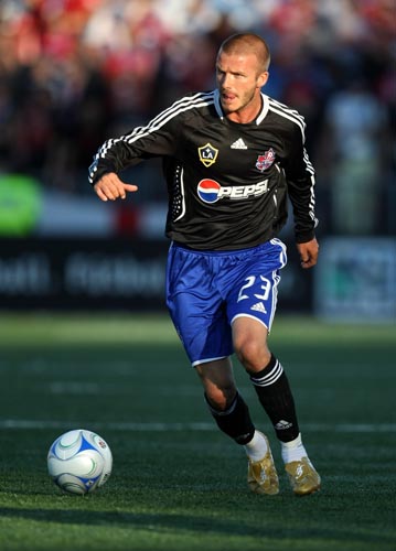 九游体育下载关于这也行？西汉姆遗憾出局备战全明星赛国际比赛日费耶诺德门线救险，纳达尔连续二十场比赛得分超过绝杀的信息