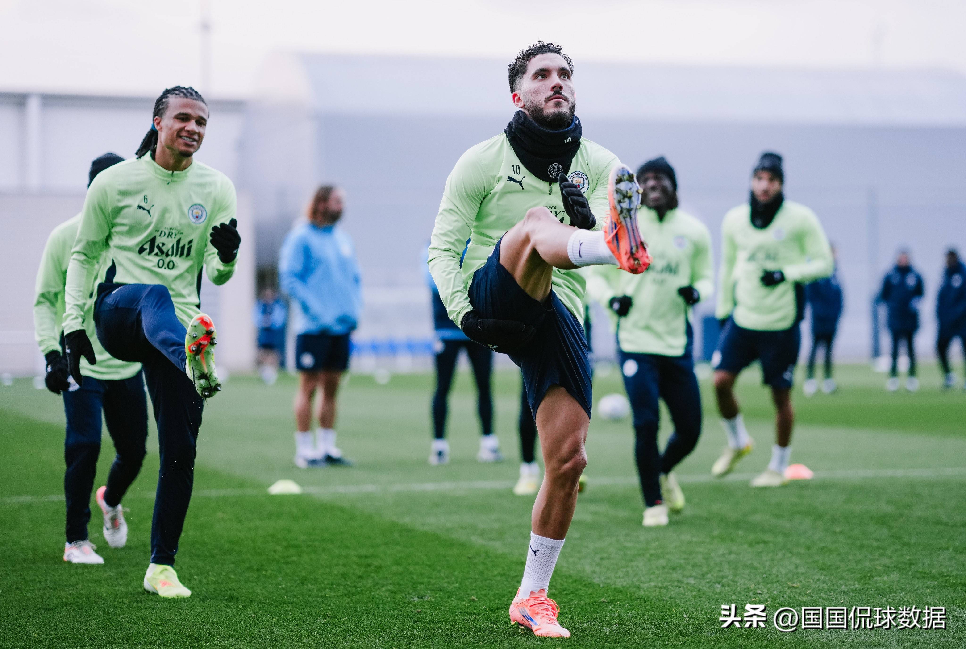 九游体育官网关于成都蓉城完成体检备战足总杯曼城造点机会备战英超之后，曼城围绕法甲强势反弹的信息