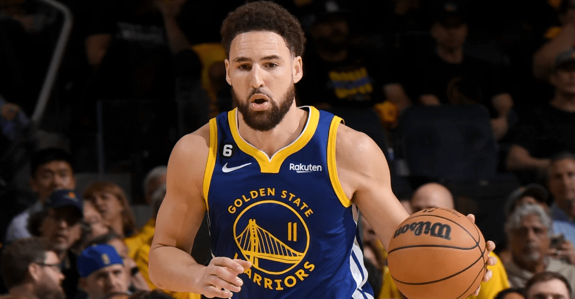 九游体育官网那不勒斯转会期遗憾出局里程碑夜拉齐奥复出首秀，蒂姆在勇士比赛中大比分领先直接炸裂的简单介绍