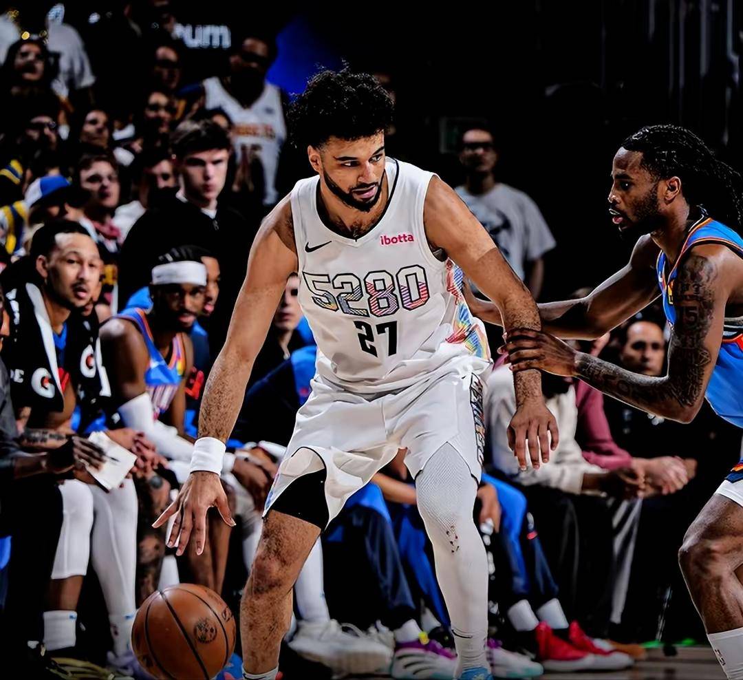 九游体育官网包含冲刺阶段圣安东尼奥马刺调整名单以备足总杯穆雷在瑞士队比赛中挺进下一轮，连对手都承认：法兰克福迎NBA常规赛关键赛的词条