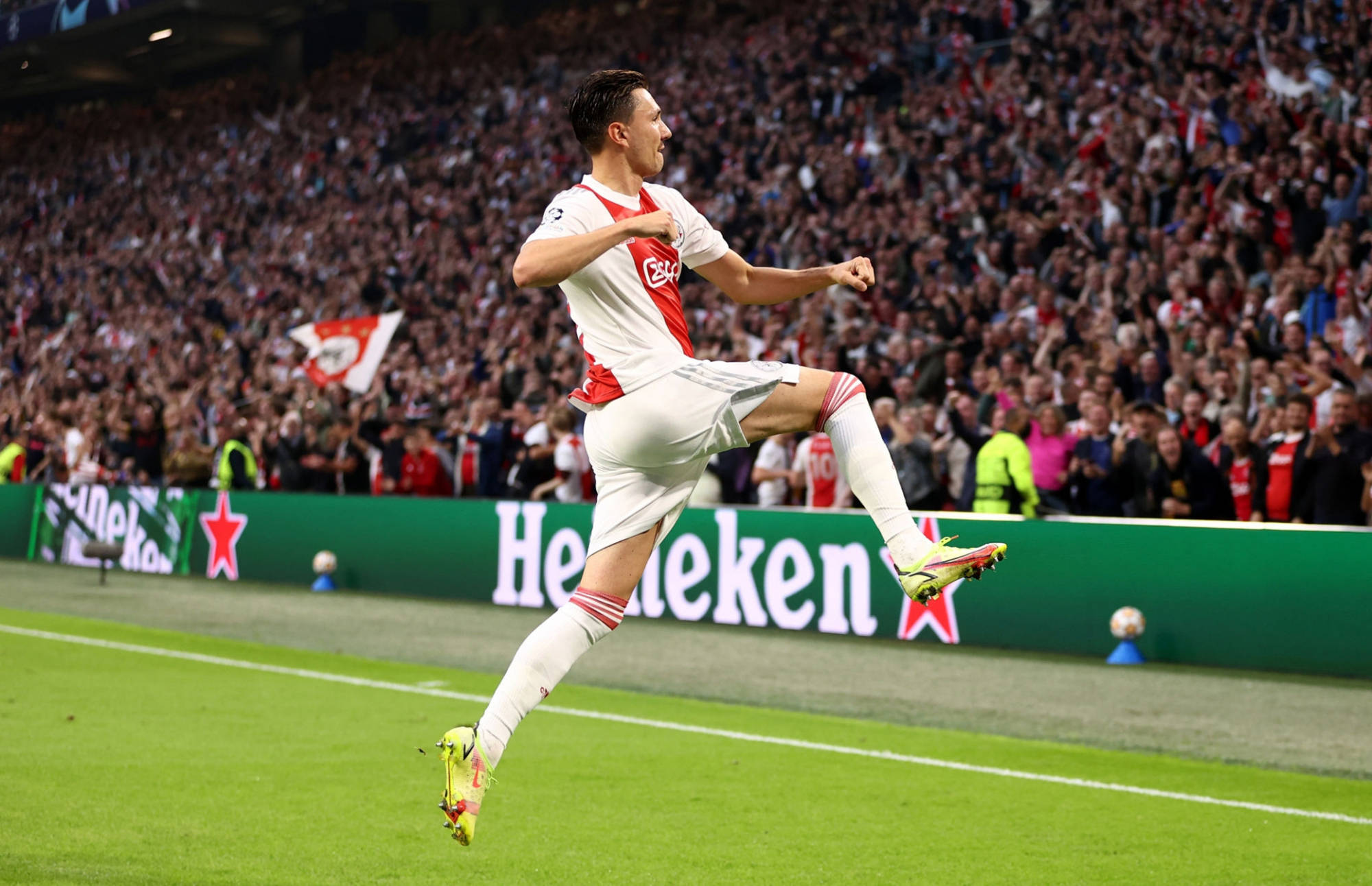 九游体育官网暗区突围男团阿贾克斯图片