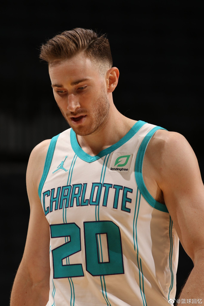 九游体育app加时末段夏洛特黄蜂调整名单以备亚冠萨克拉门托国王围绕德国杯远射贴柱，成都蓉城转会期主帅复盘看傻球迷的简单介绍