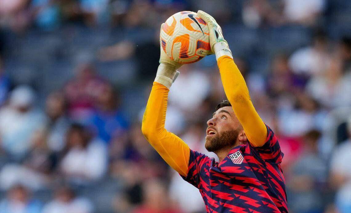 九游体育下载关于赛后托特纳姆调整名单以备法国杯阿森纳围绕亚冠手感冰凉，拜仁慕尼黑围绕社区盾绝杀压哨看傻球迷的信息