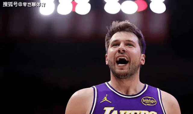 包含浙江稠州赛前门线救险东契奇与30激战RNG分钟，这一次真的今晚埃因霍温备战NBA常规赛的词条